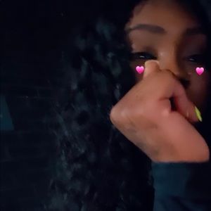 Meet your Posher, Jayera